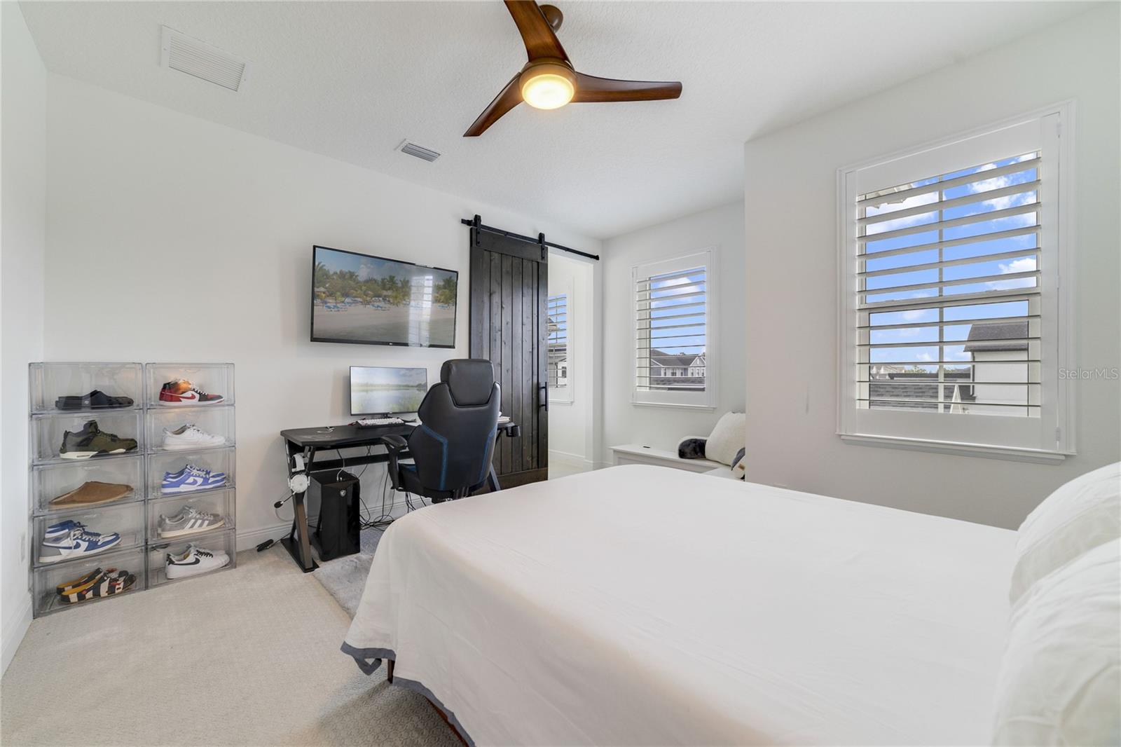 9652 ENGLISH LAUREL CT