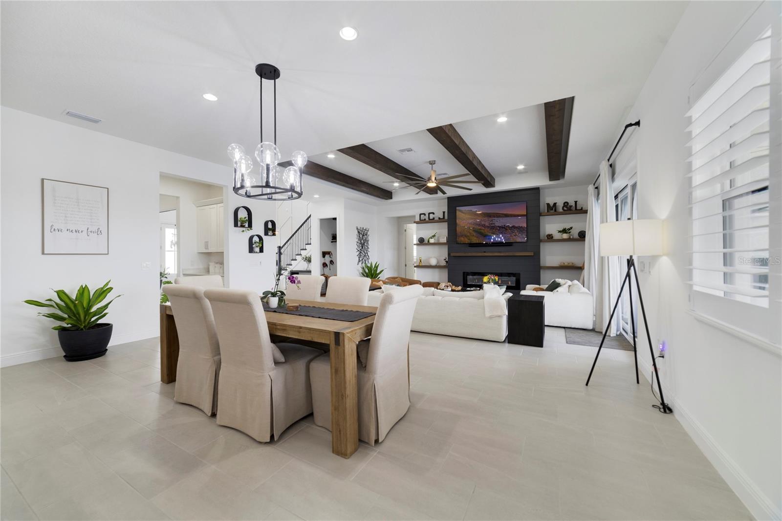 9652 ENGLISH LAUREL CT