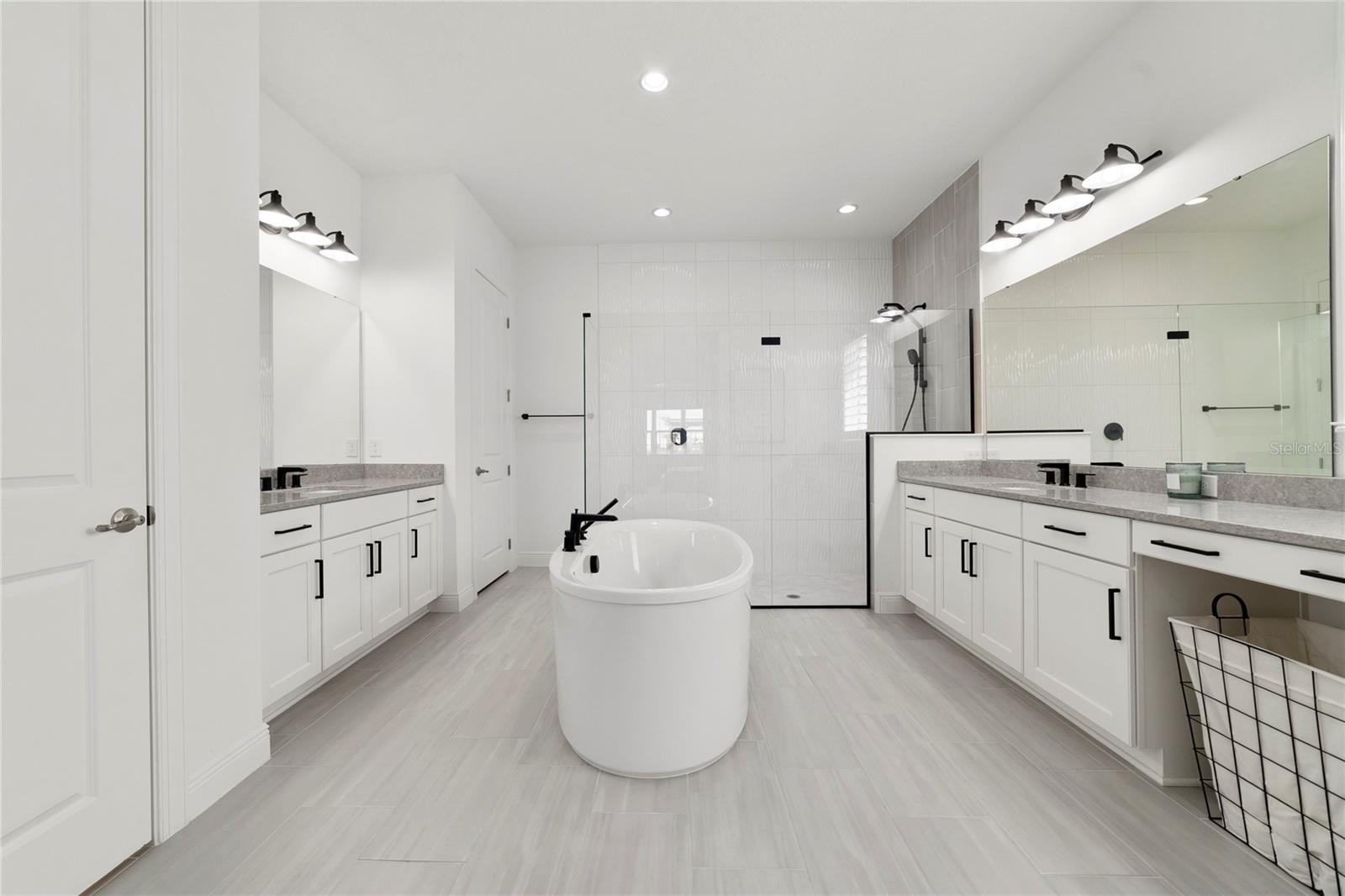 9652 ENGLISH LAUREL CT