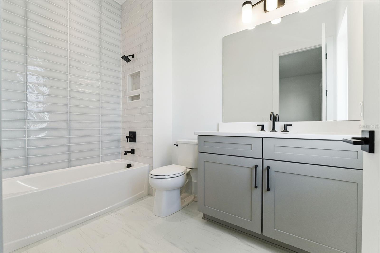 9720 LAUREL BERRY DR