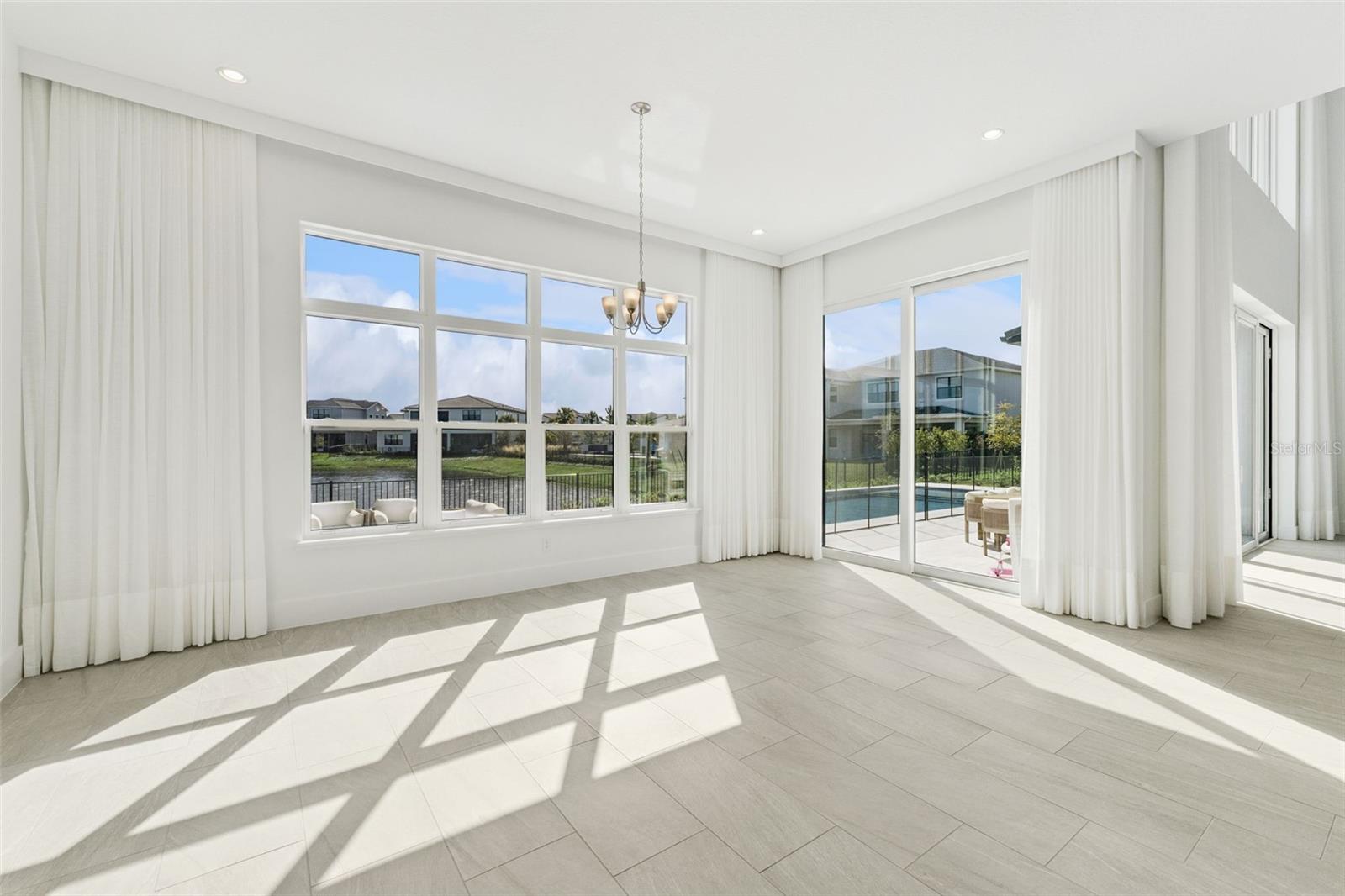 9720 LAUREL BERRY DR