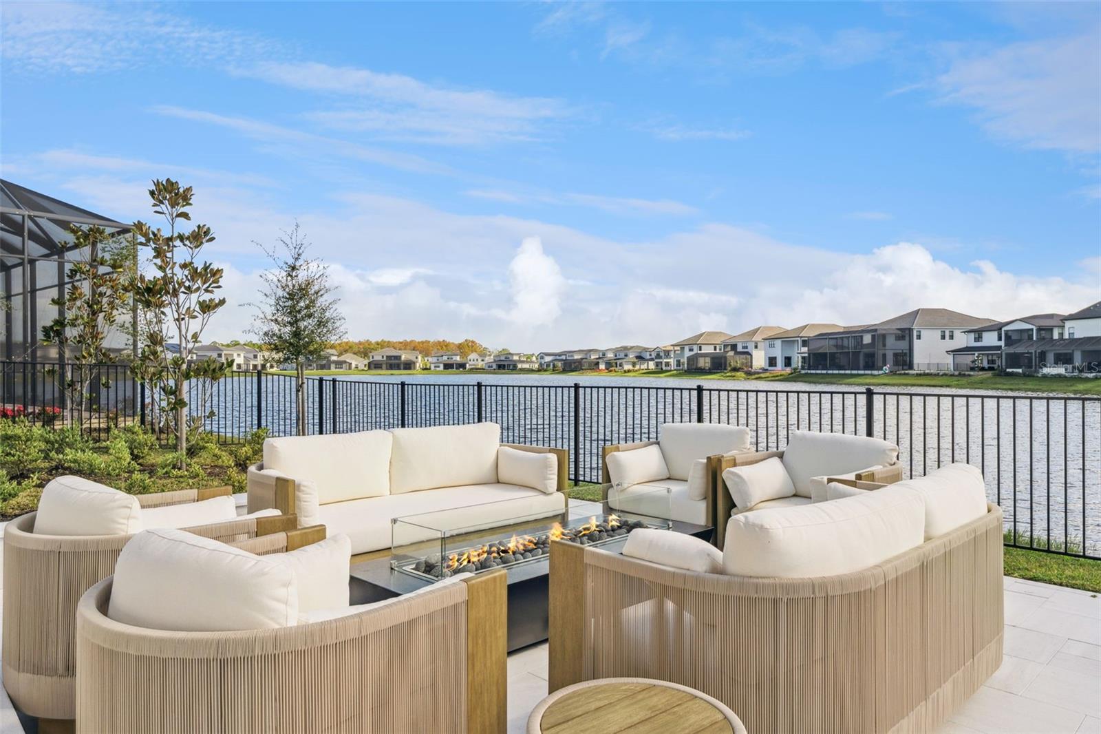 9720 LAUREL BERRY DR