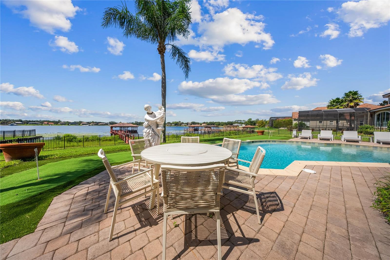 9233 Southern Breeze Dr