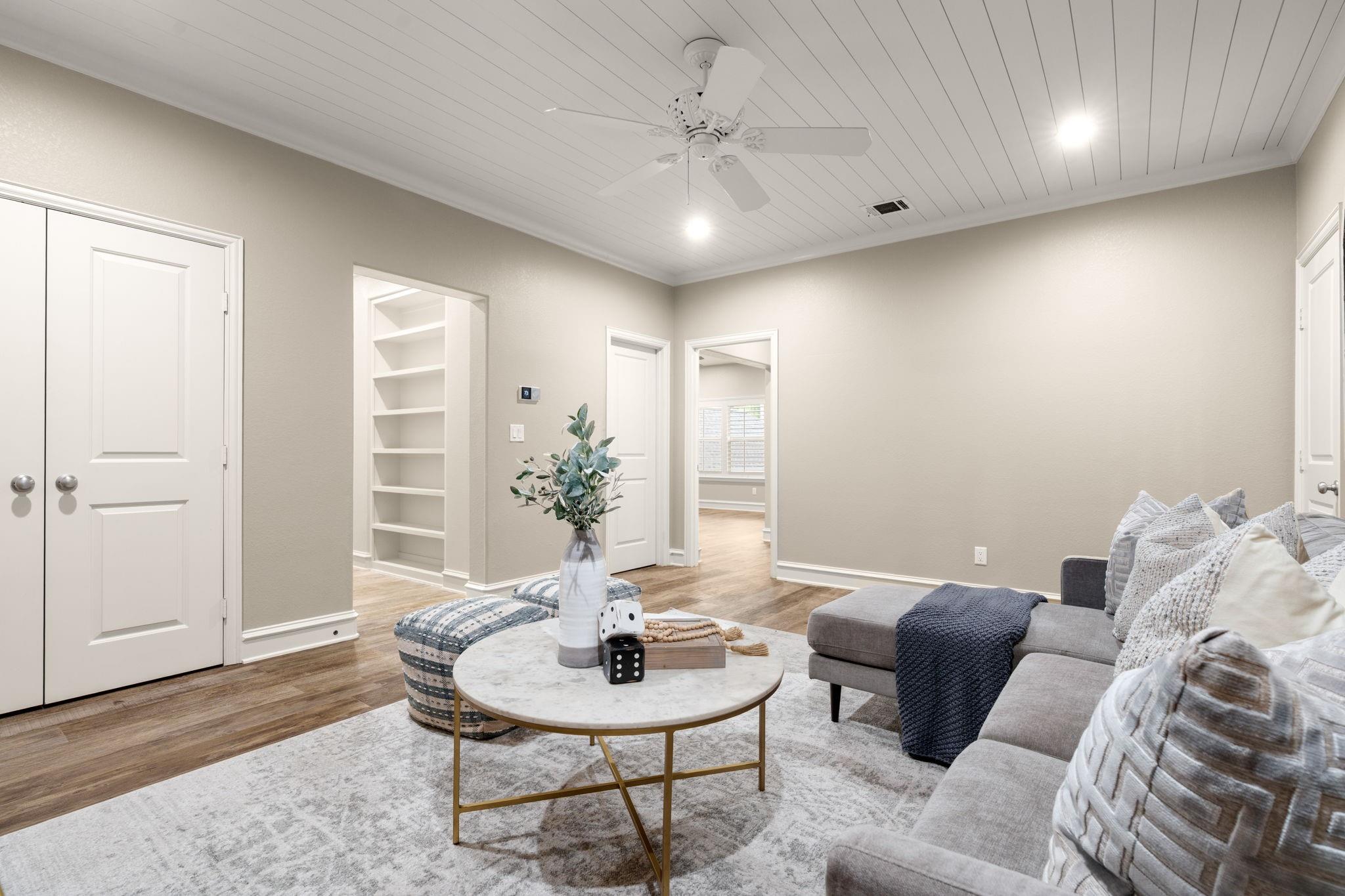 27614 Little Fox Crest
