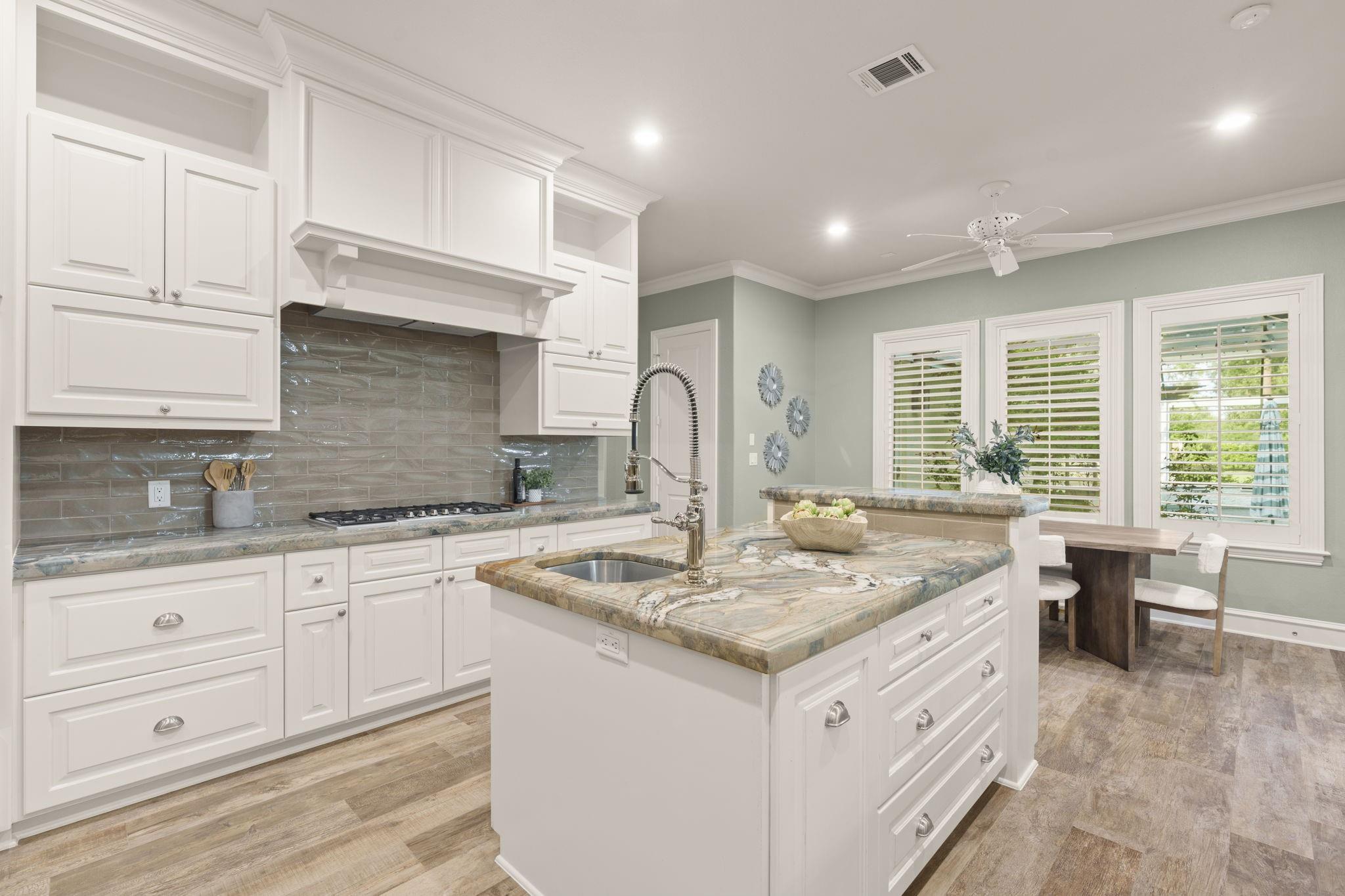 27614 Little Fox Crest