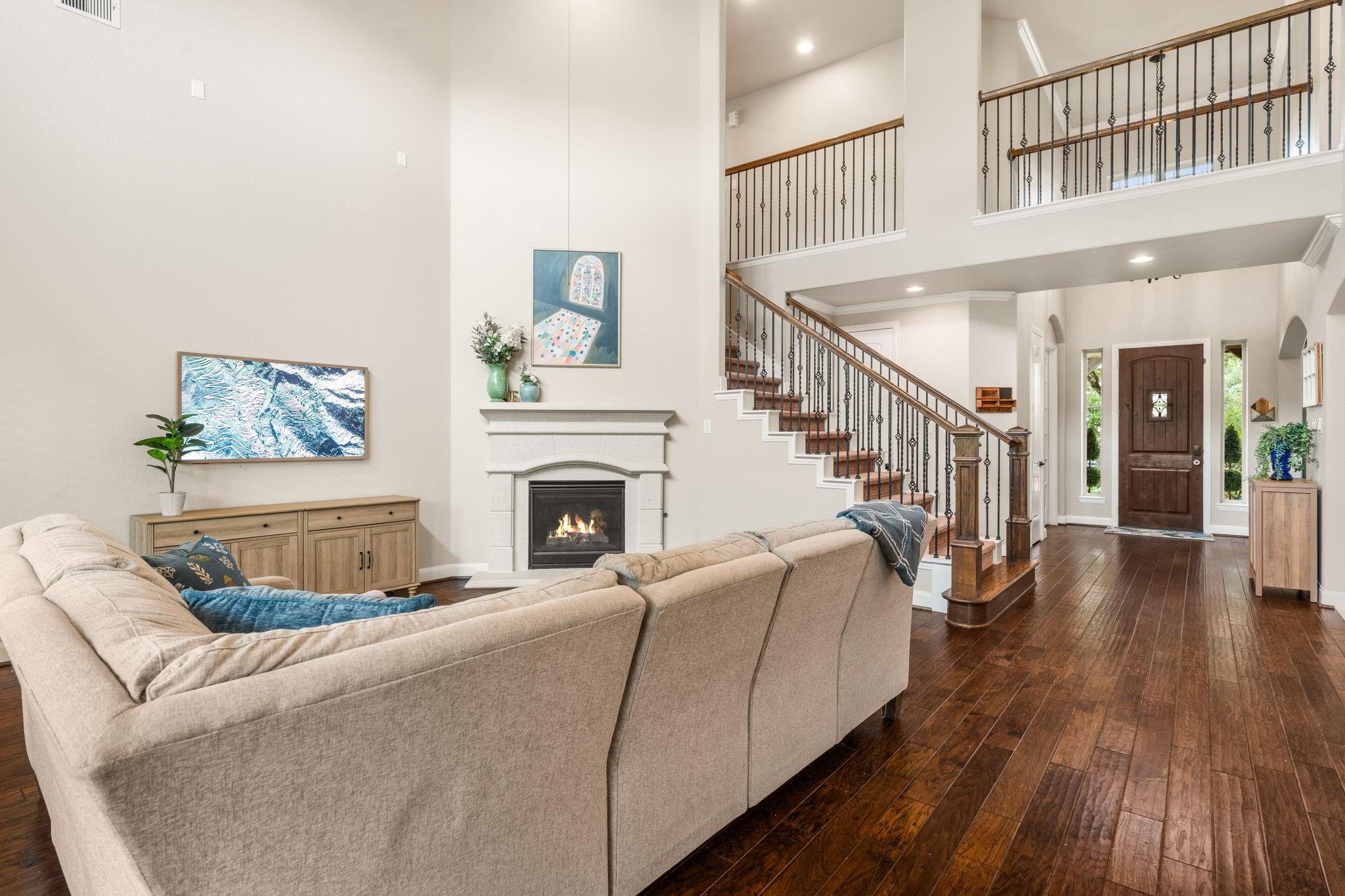 10 Black Spruce Court