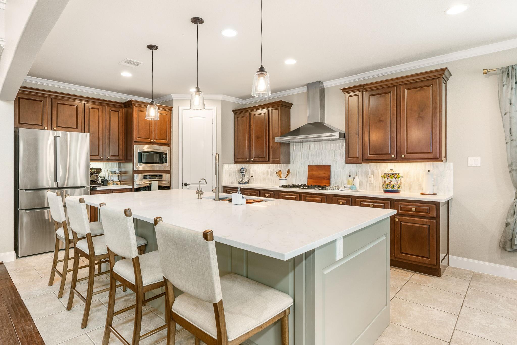 10 Black Spruce Court