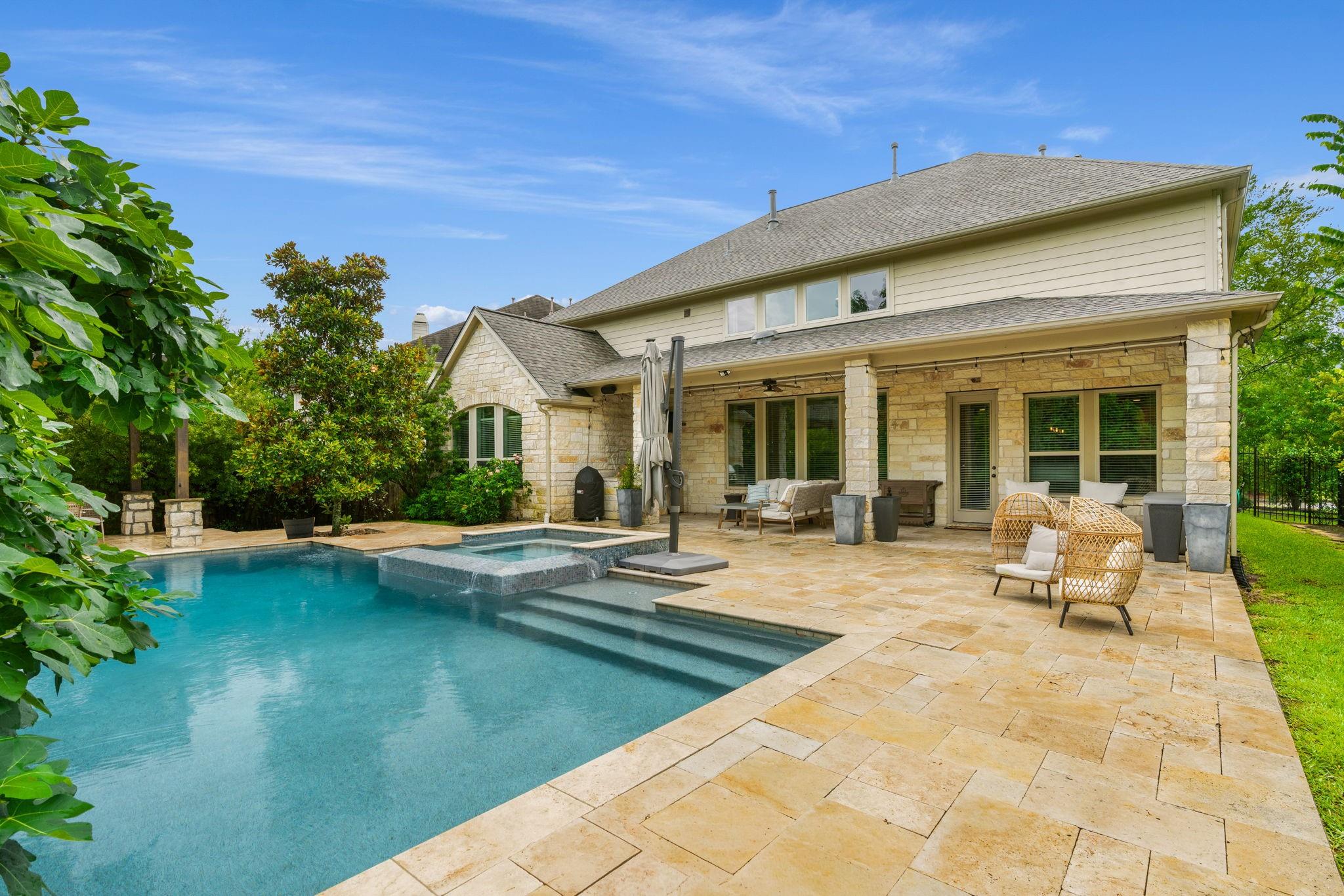 10 Black Spruce Court