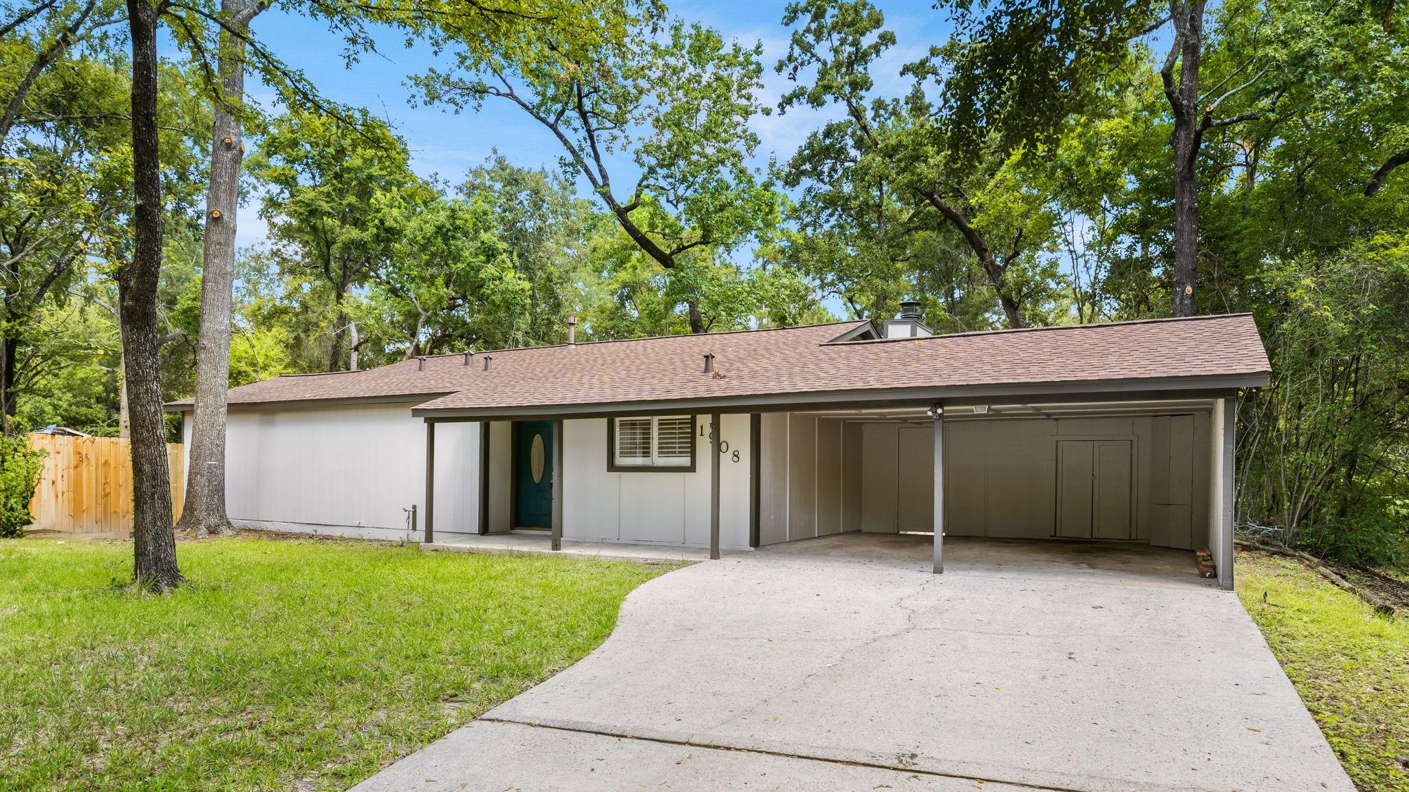 1908 N Red Cedar Circle