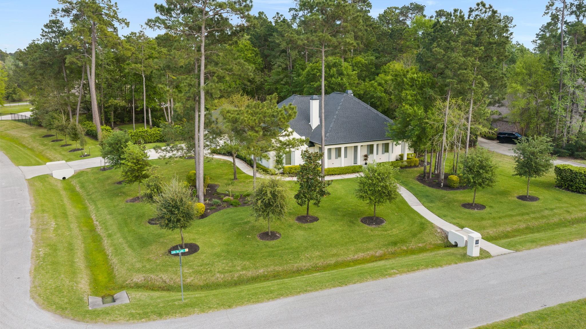 27614 Little Fox Crest