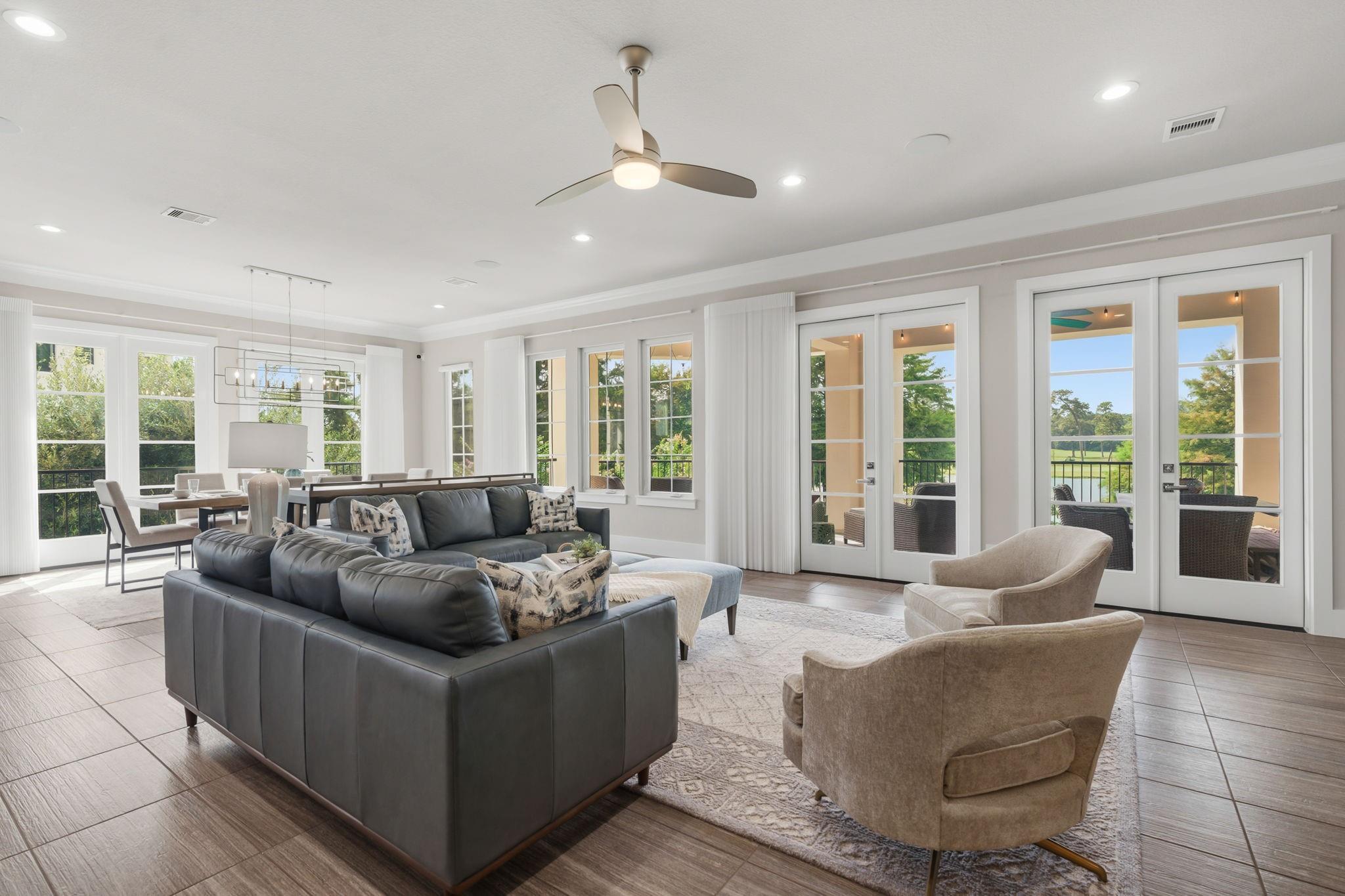 75 Lakeside Cove