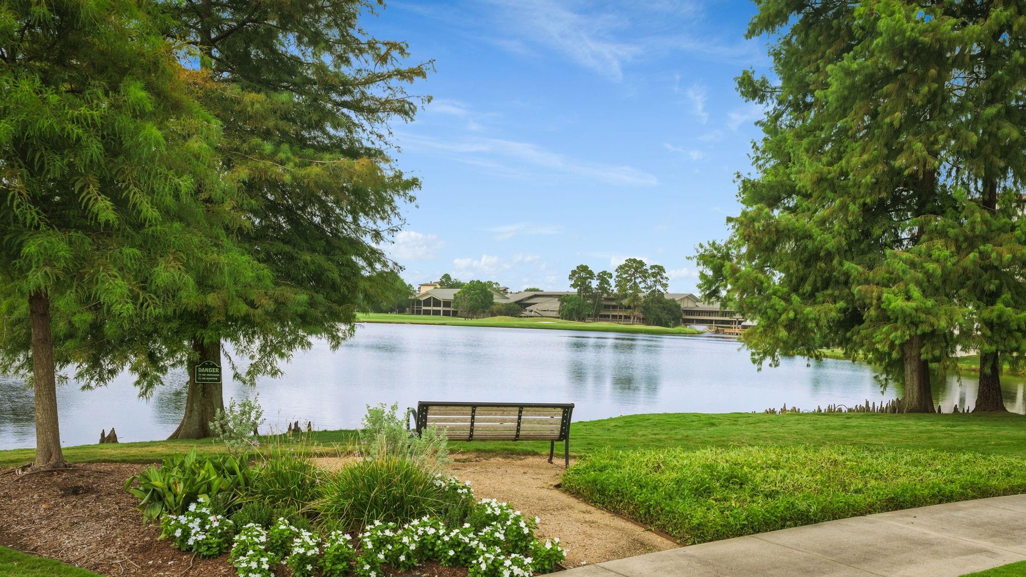 75 Lakeside Cove