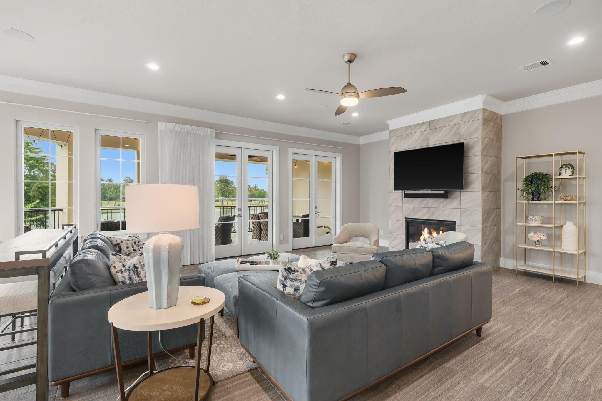 75 Lakeside Cove