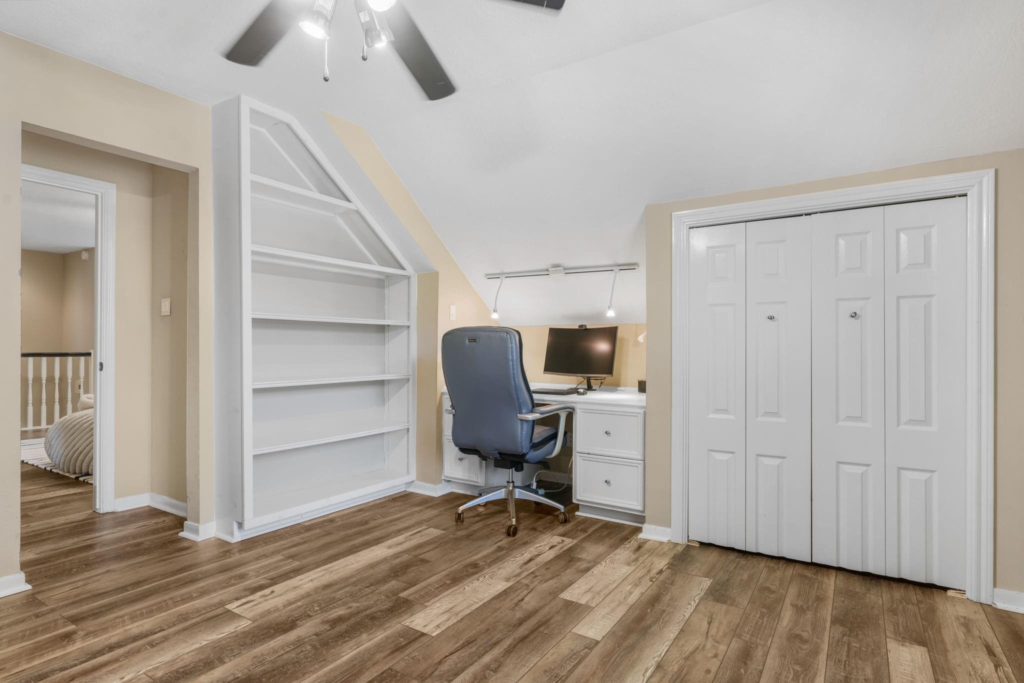 34 Smokestone Drive