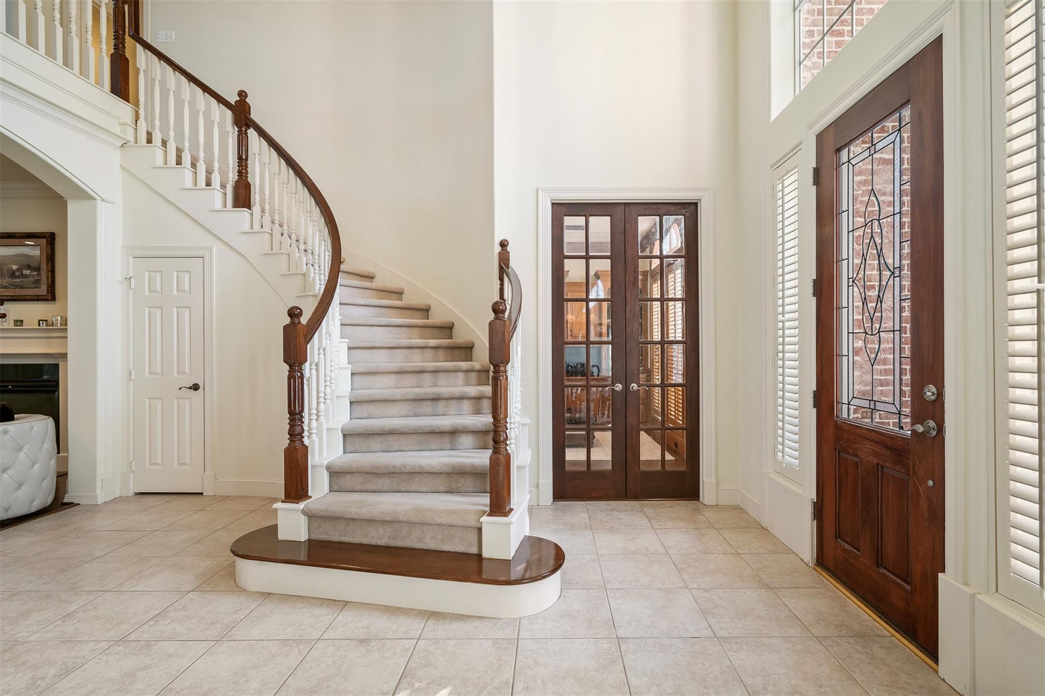 2 Lenox Hill Drive