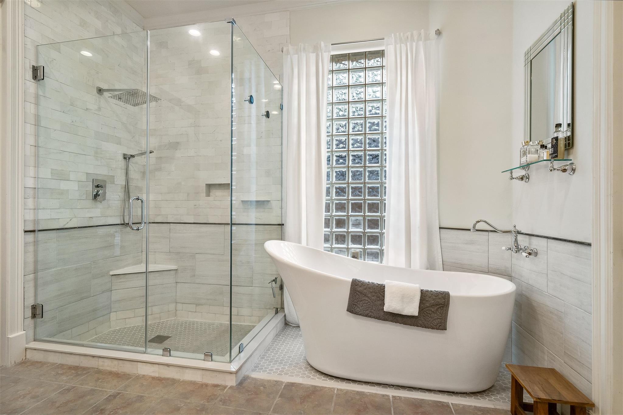 2 Lenox Hill Drive