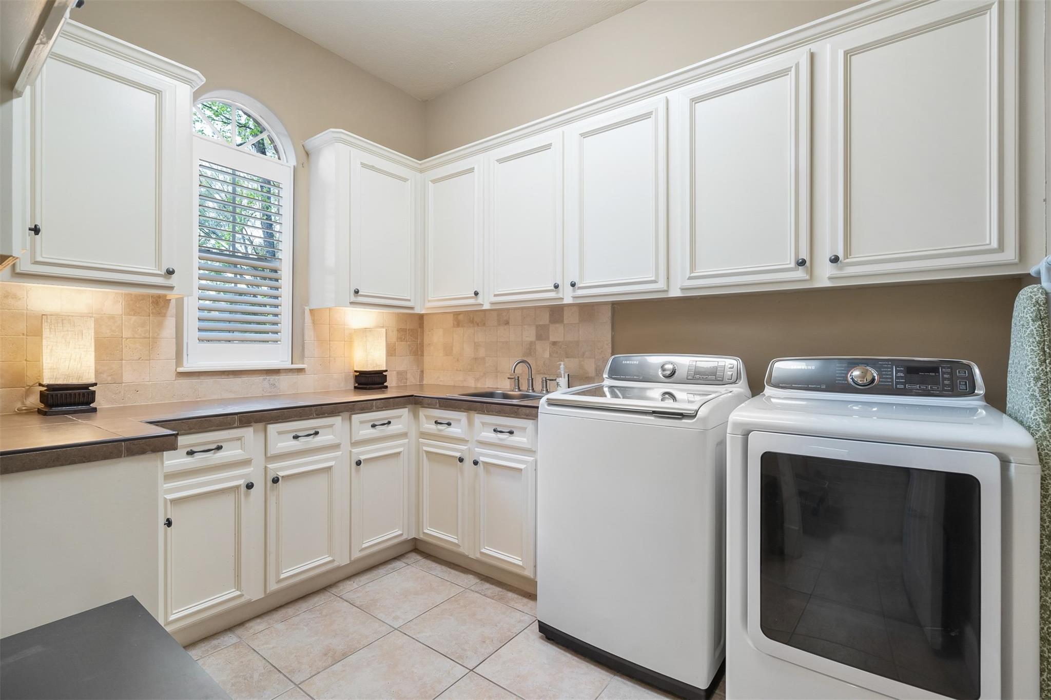 2 Lenox Hill Drive