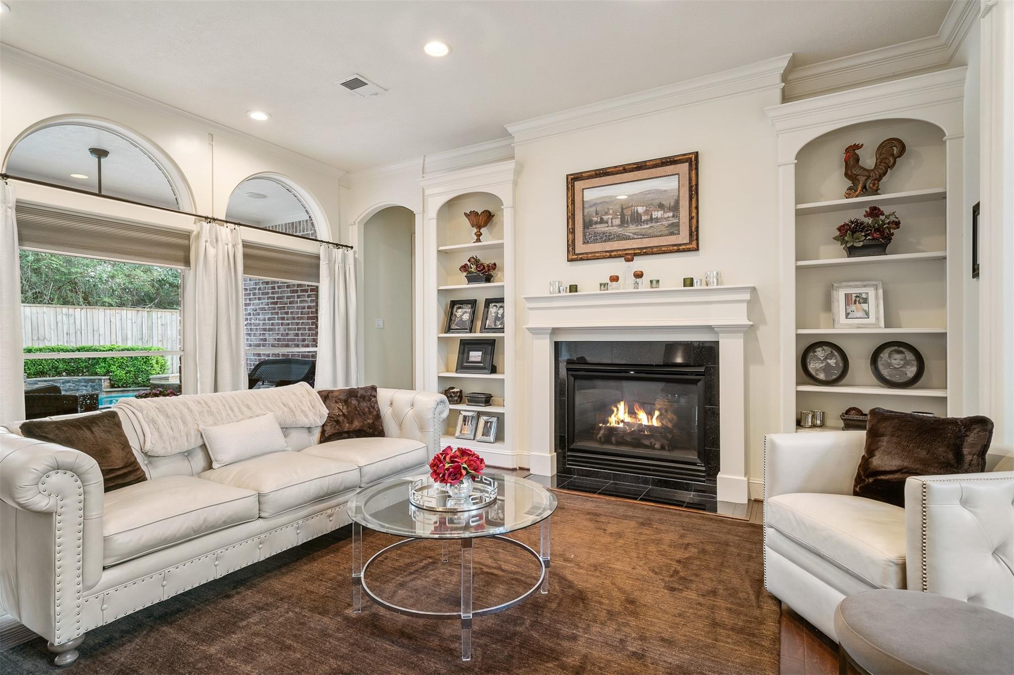 2 Lenox Hill Drive