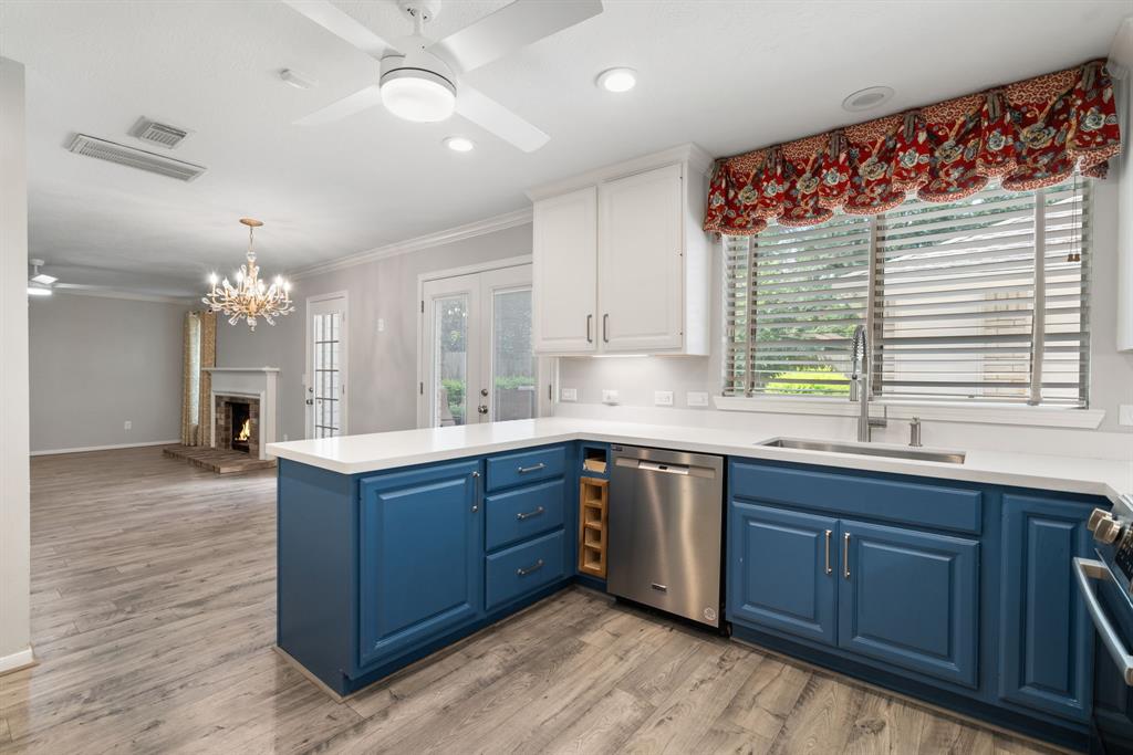 54 Rockridge Drive