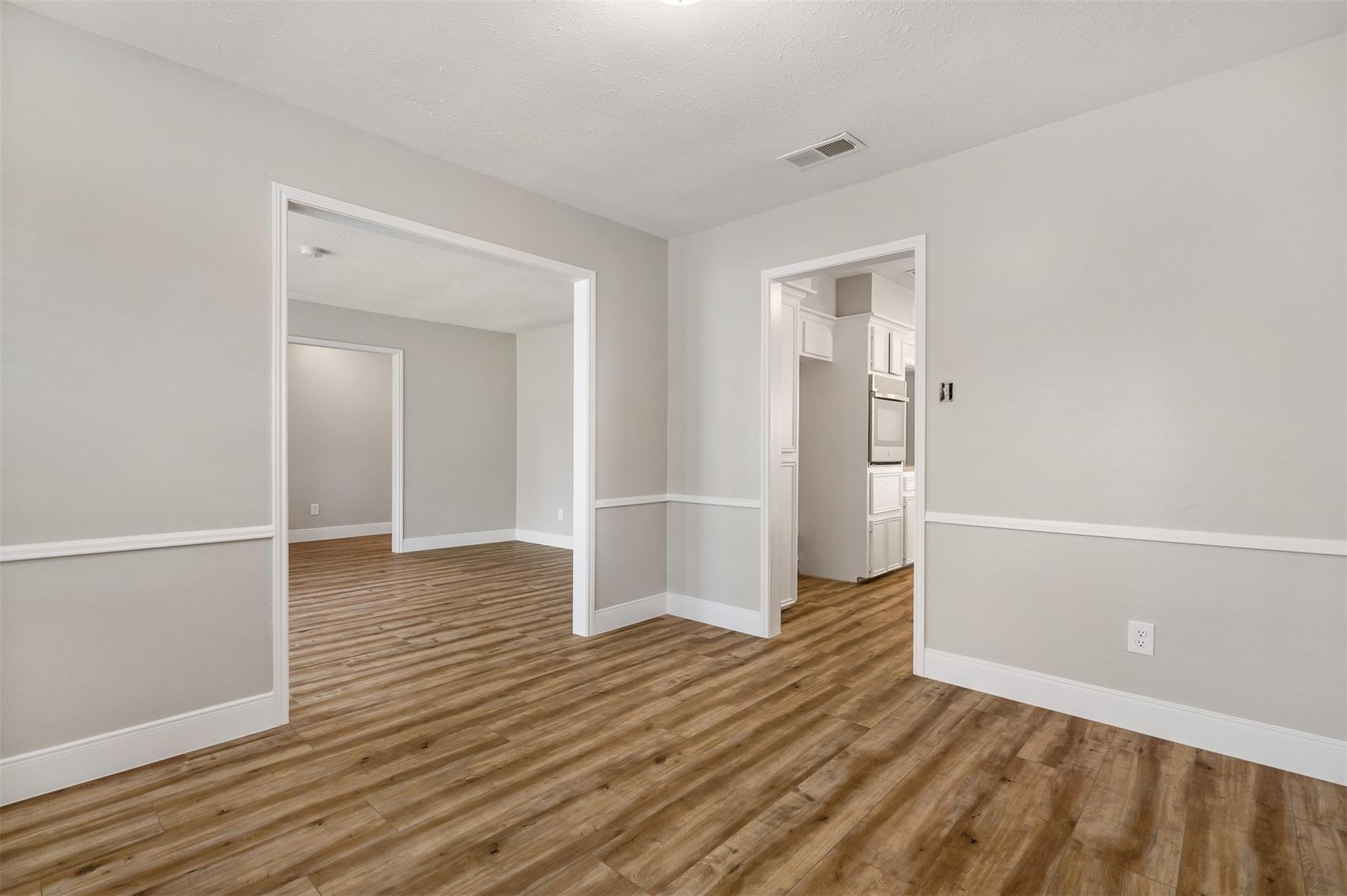 25519 Many Oak Drive