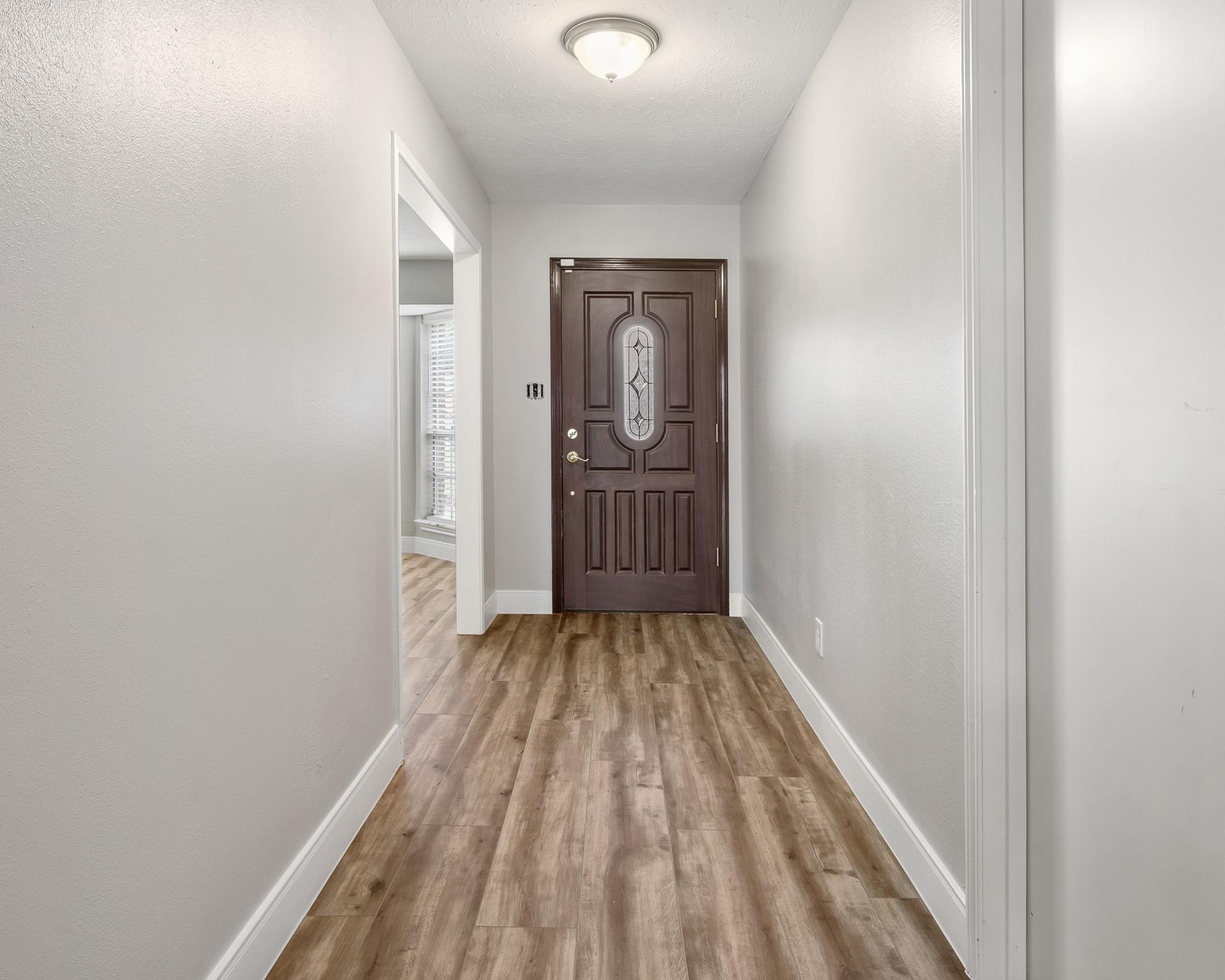 25519 Many Oak Drive