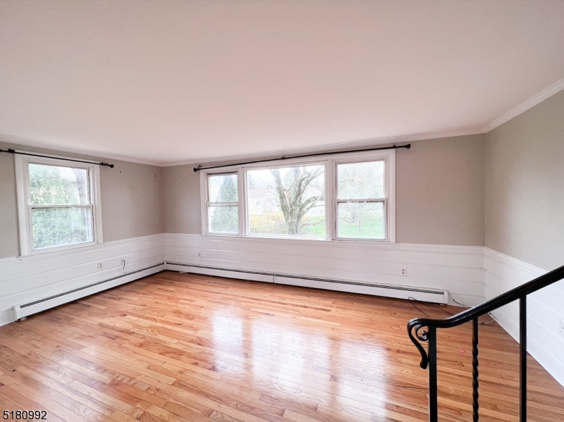 8 Prospect Ave