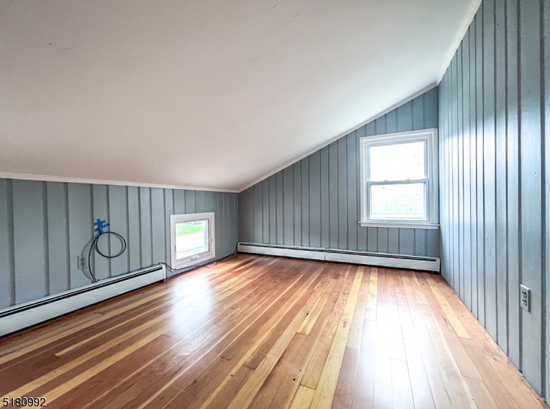 8 Prospect Ave