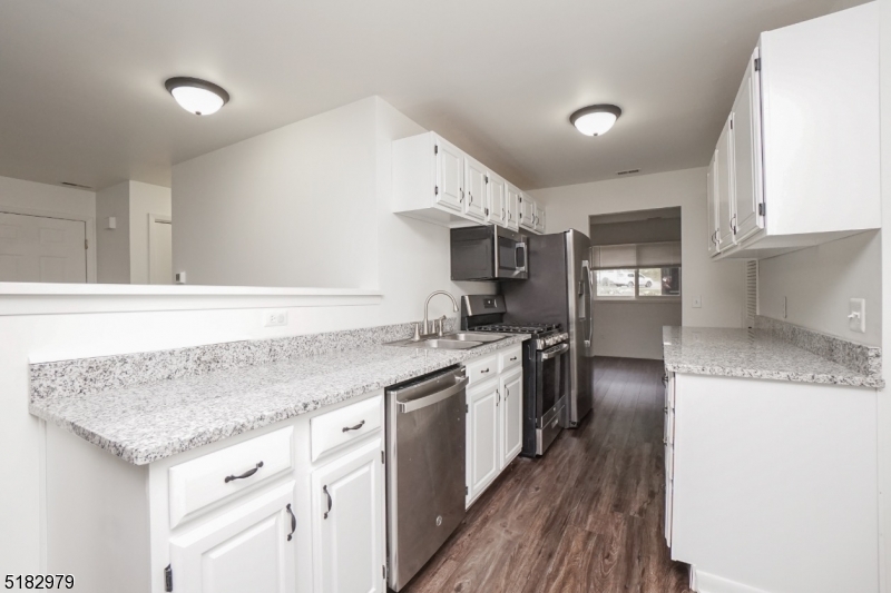 20 Augusta Dr Unit 1