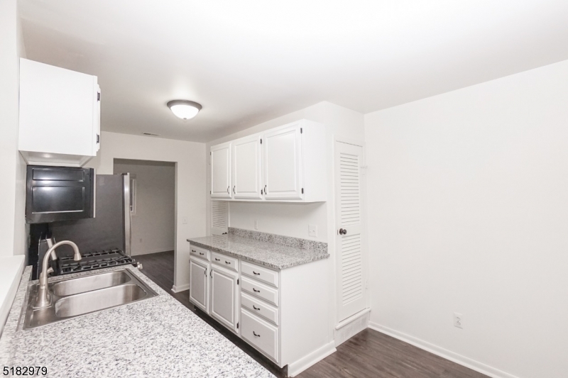 20 Augusta Dr Unit 1