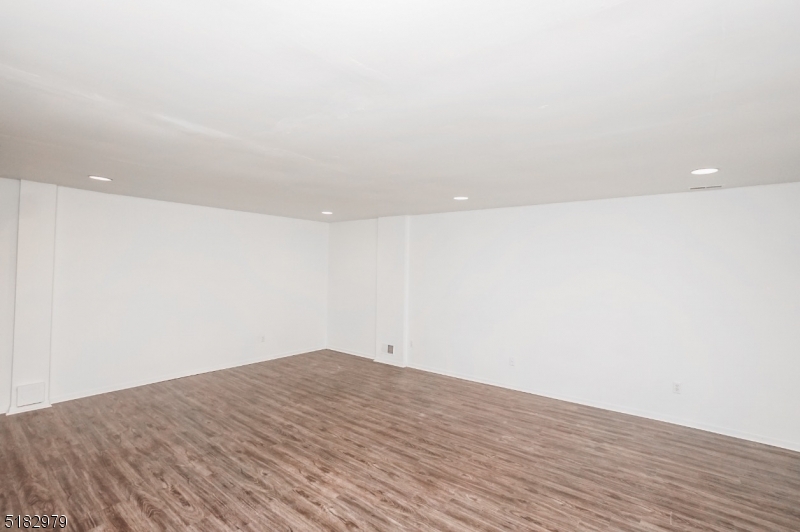 20 Augusta Dr Unit 1