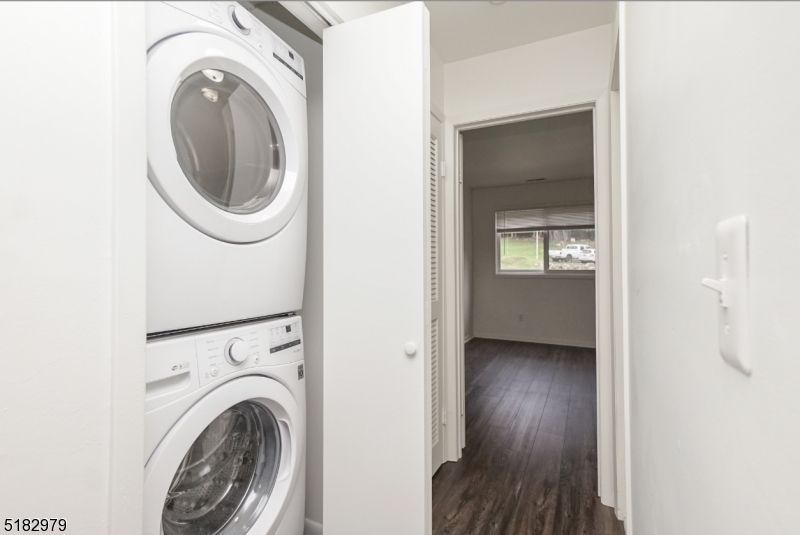 20 Augusta Dr Unit 1