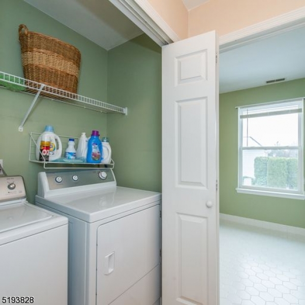 4 Eagles Nest Ln 4