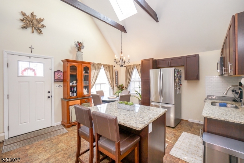 45 Orchard Dr