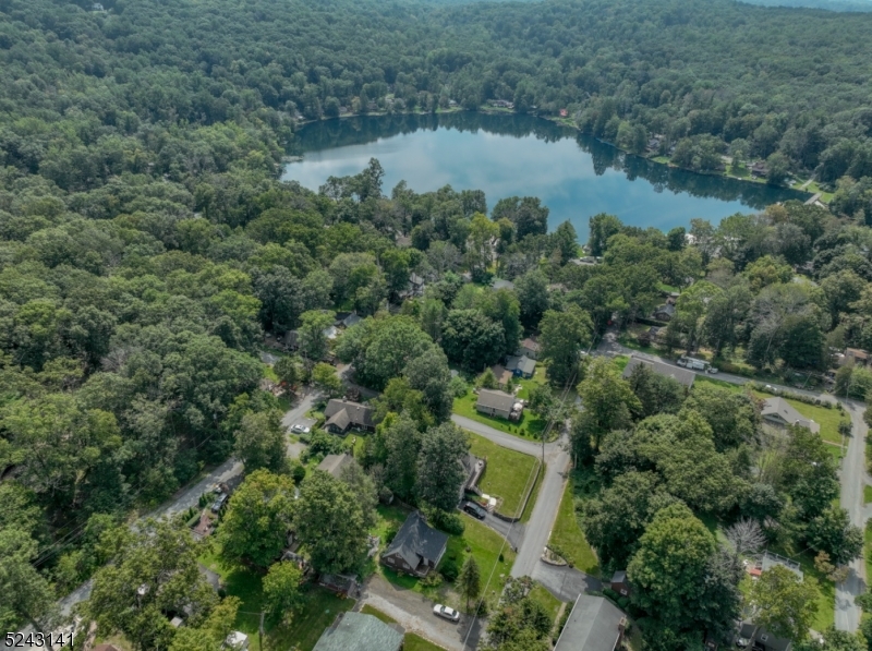 7 High Point Rd