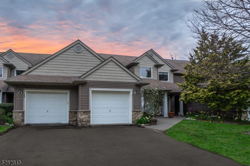 48 Clubhouse Rd