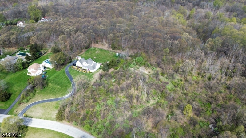 16 Bailey Dr