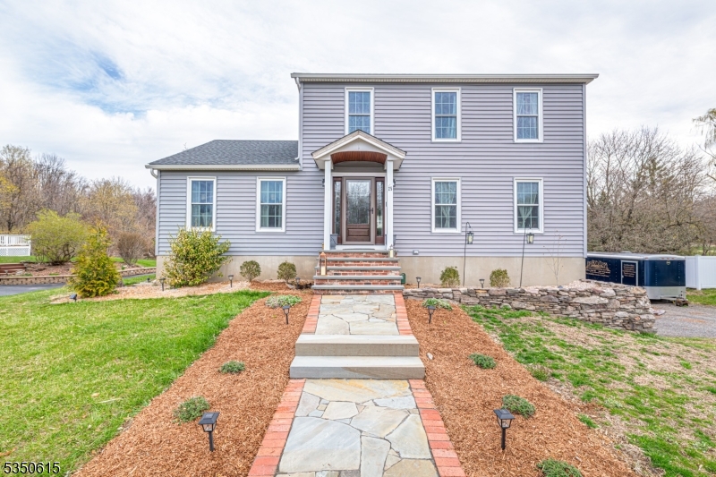 25 Hamilton St