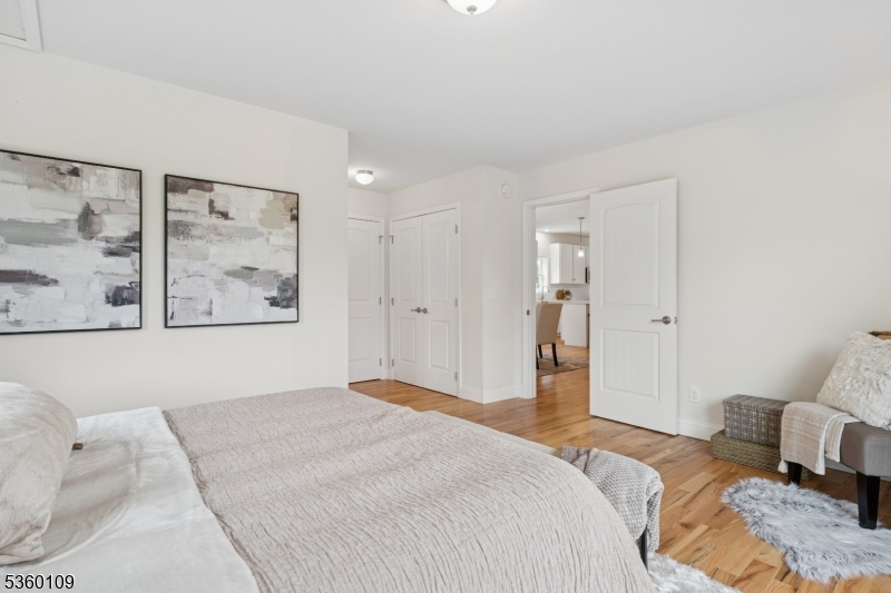 4 Sterling Dr