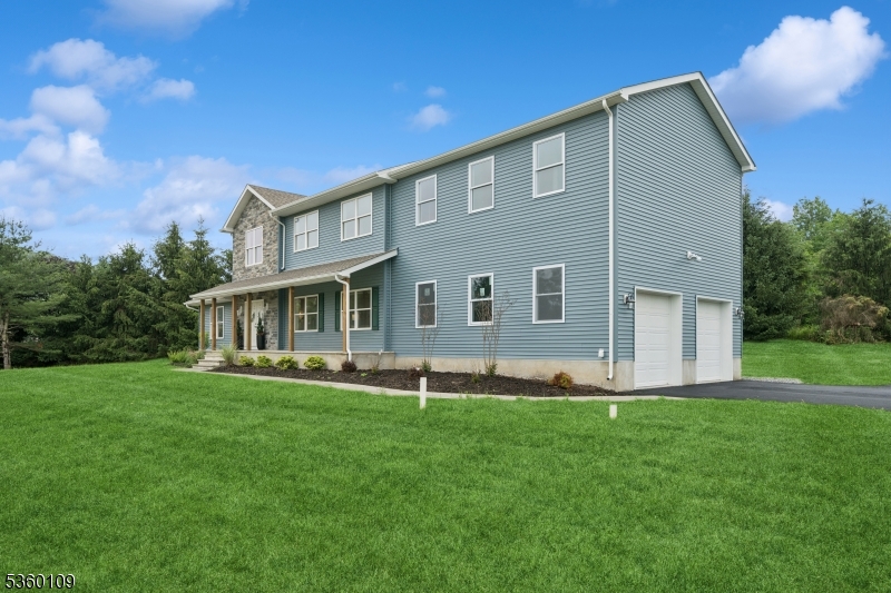 4 Sterling Dr