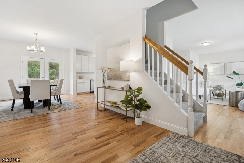 4 Sterling Dr