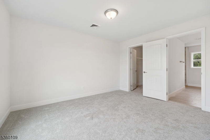 4 Sterling Dr