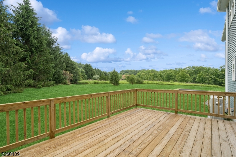 4 Sterling Dr