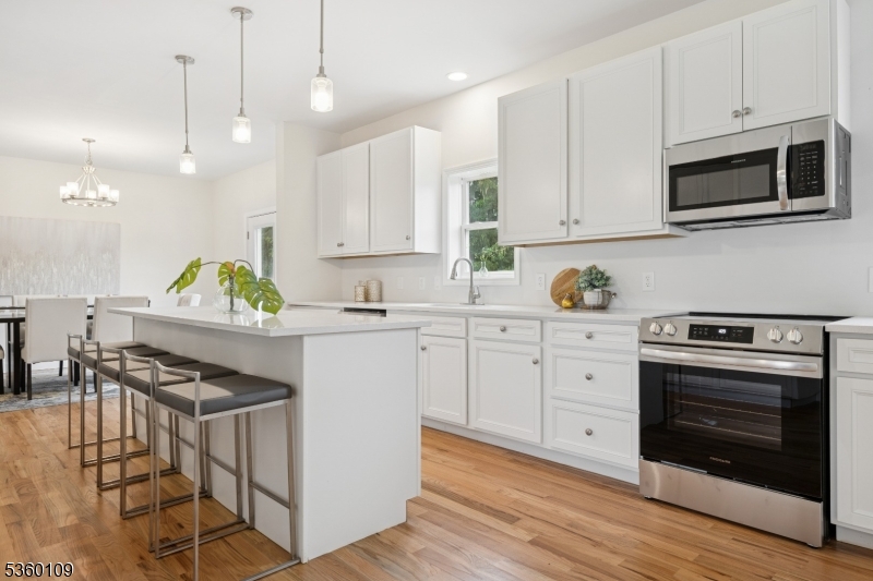 4 Sterling Dr