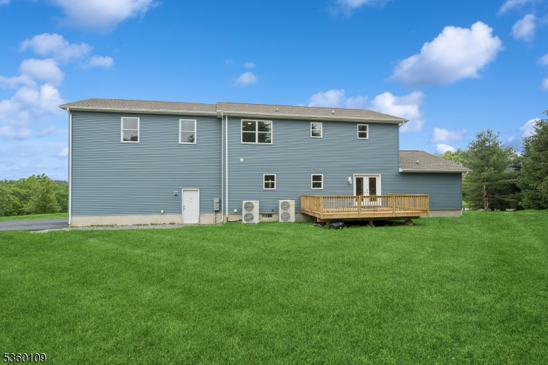 4 Sterling Dr