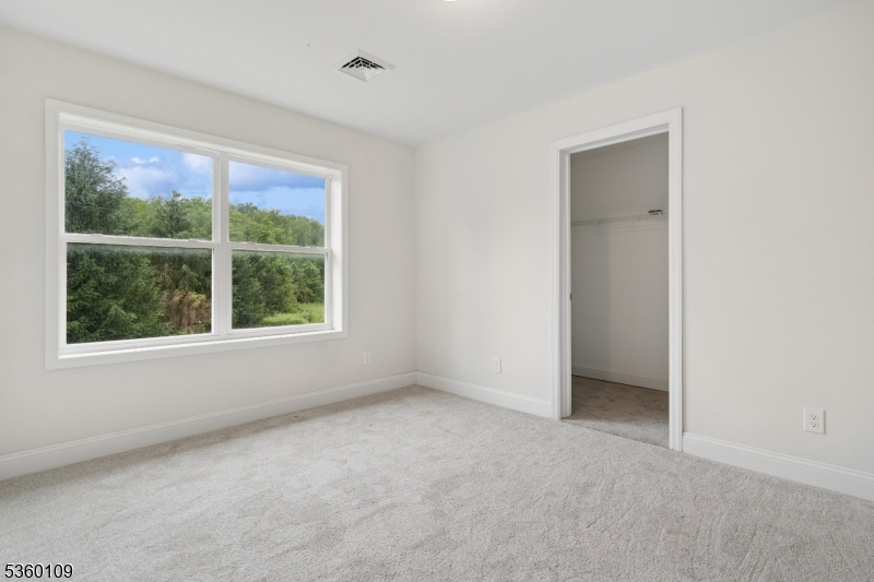 4 Sterling Dr