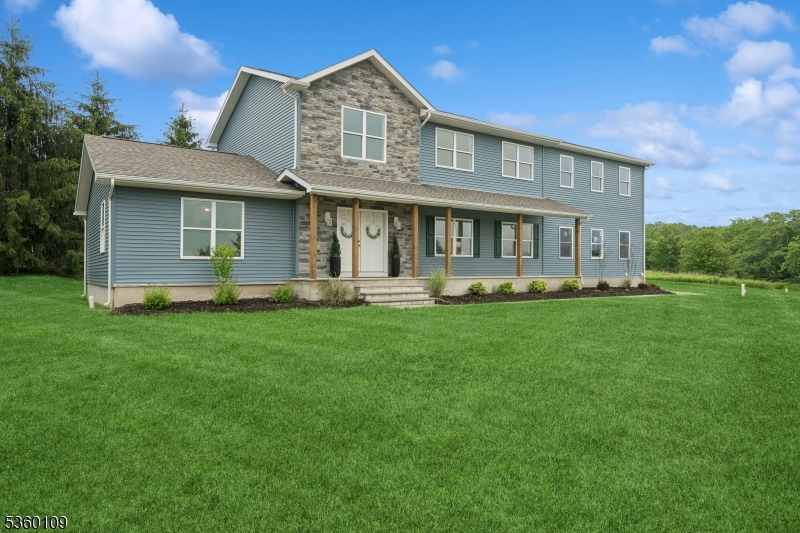 4 Sterling Dr