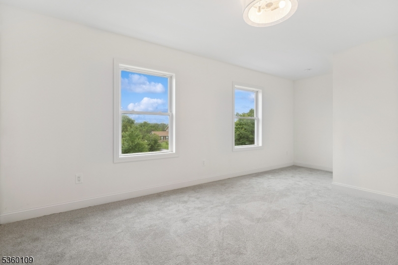 4 Sterling Dr