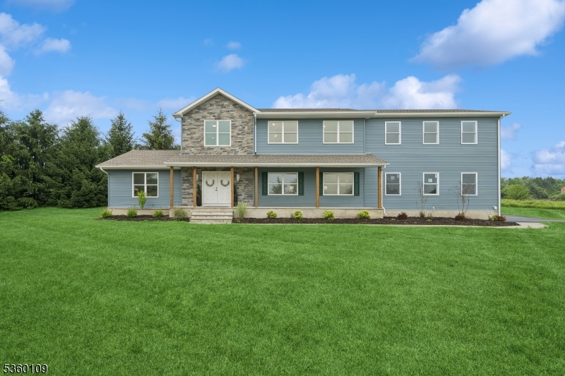 4 Sterling Dr