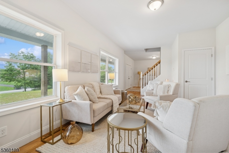 4 Sterling Dr