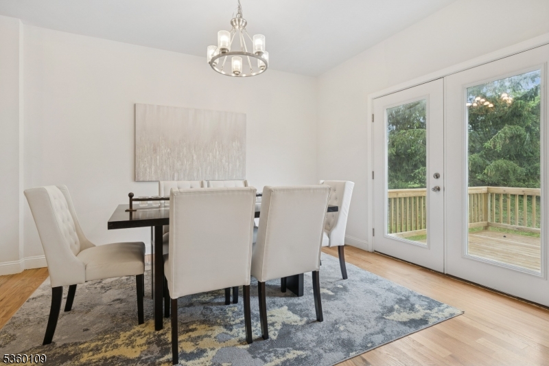 4 Sterling Dr
